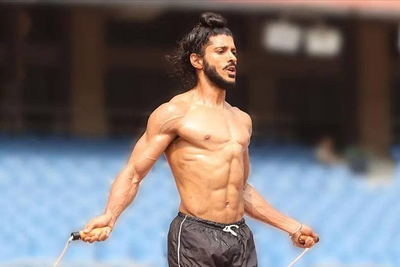 Rakeysh Om Prakash Mehra’s Bhaag Milkha Bhaag made the trend  of biopics in Bollywood grow manifold. Image: IMDB 